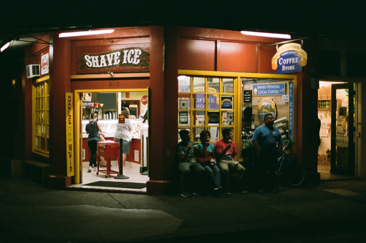 Shave ice store